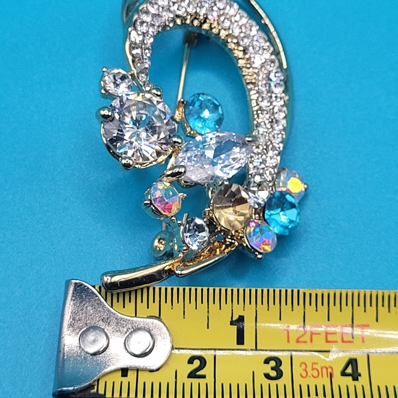 Vintage Style White Rhinestones Brooch Pin - Picture 5 of 7